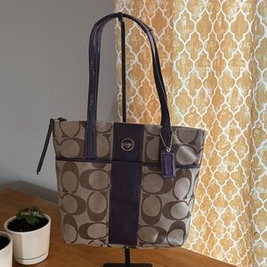 Coach 2013 Purple Signature Tote * slight cracking on patent leather strap